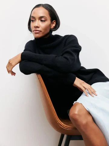 Vera | Elegant Oversized Turtleneck Knit Sweater