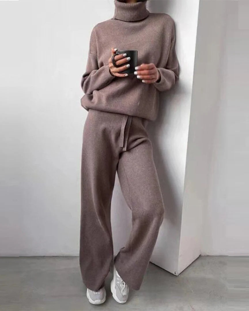 Marianna | Chic Two-Piece Set with Turtleneck and Elegant Trousers