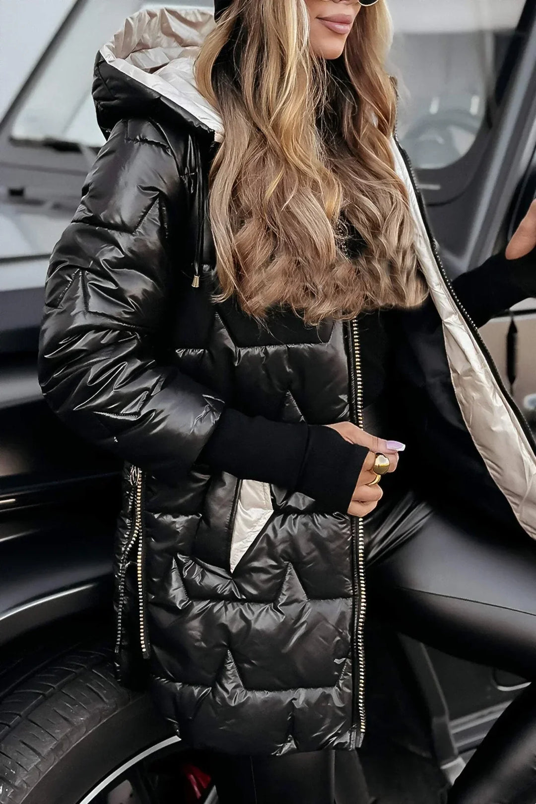 Elisiana | Stylish Winter Coat with Hood and Padding