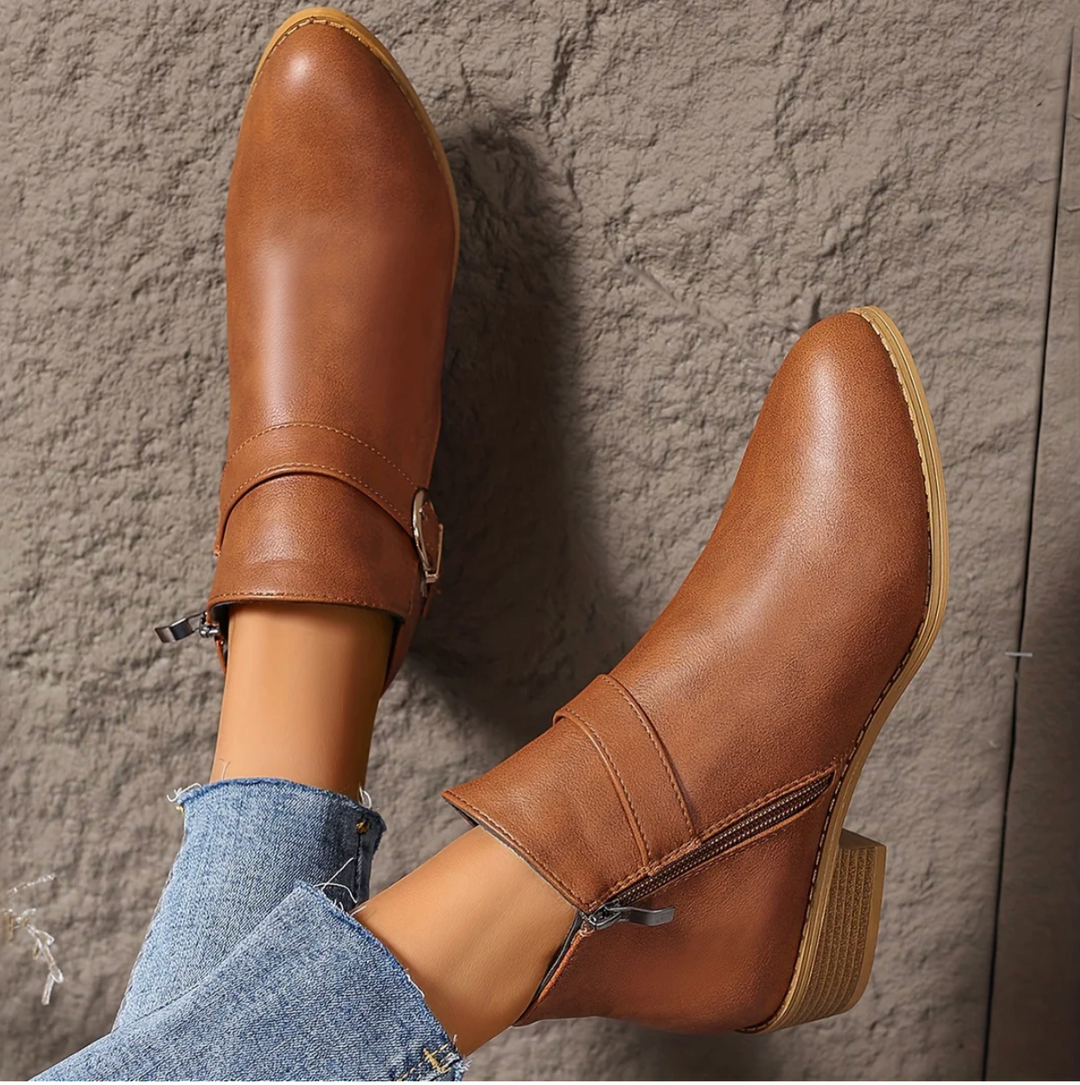 Fiorella | Comfortable Buckle Ankle Boots
